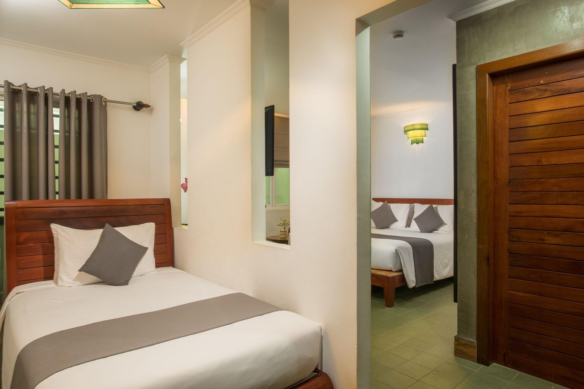 V Hotel Phnom Penh Eksteriør billede