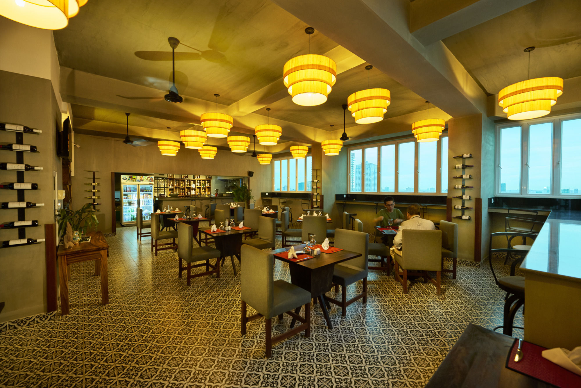 V Hotel Phnom Penh Eksteriør billede