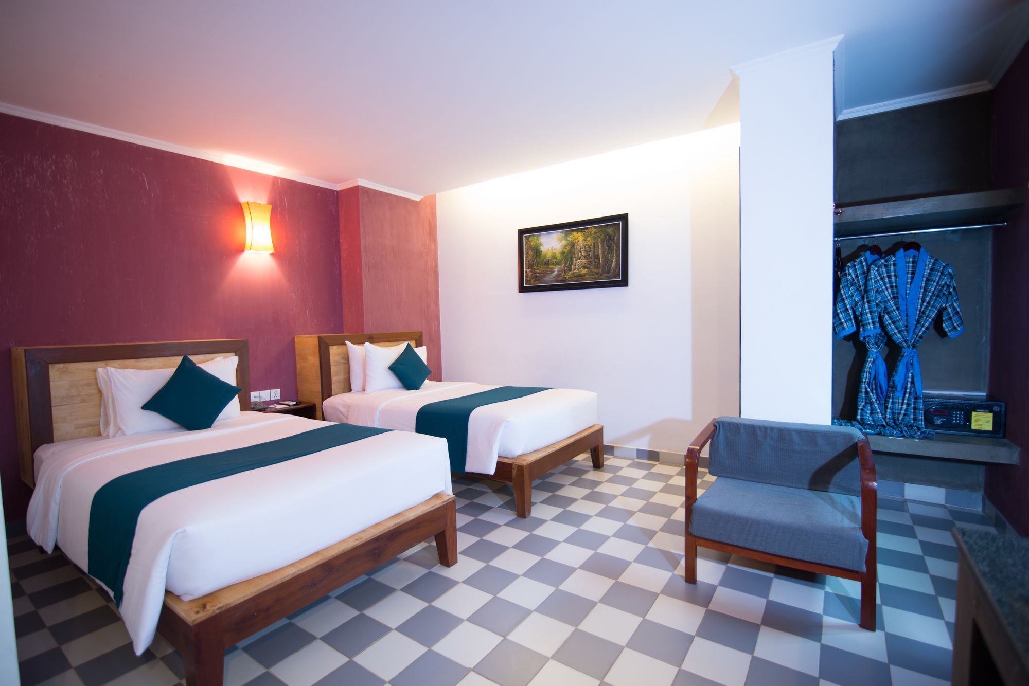 V Hotel Phnom Penh Eksteriør billede