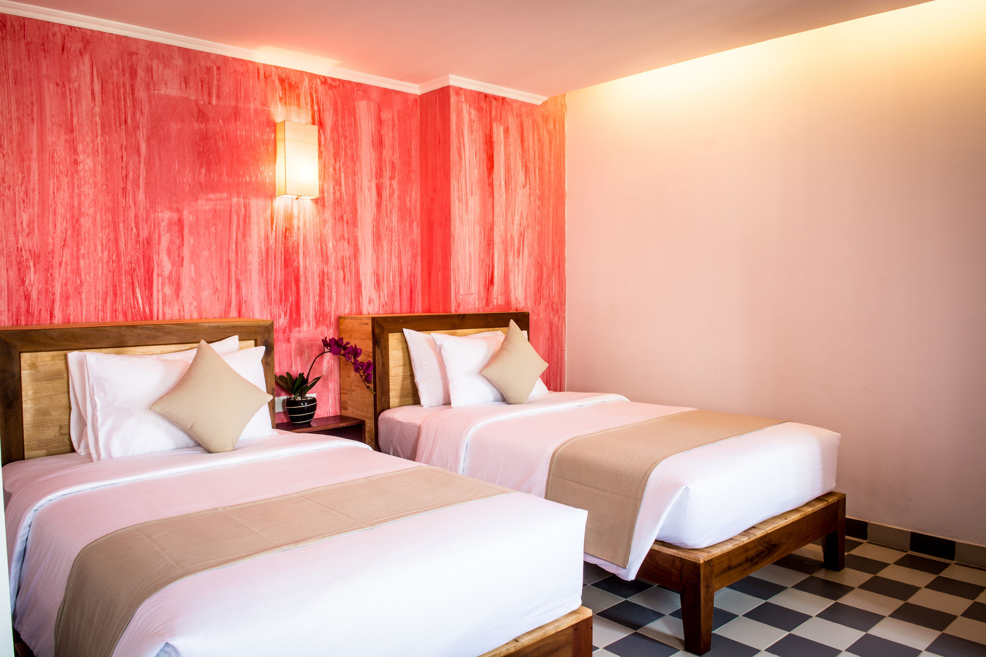 V Hotel Phnom Penh Eksteriør billede